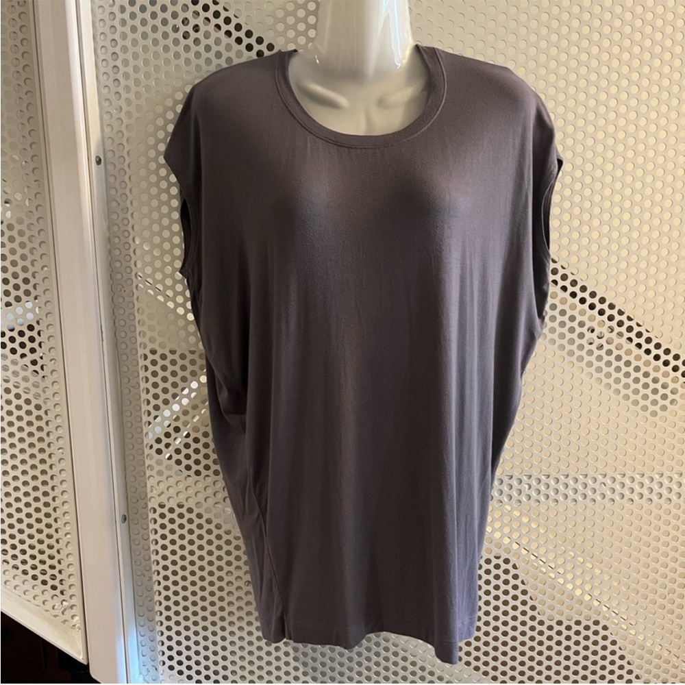 Vince Scoop Neck Drop Shoulder Top/Tunic Size Small in Violet light Purple
